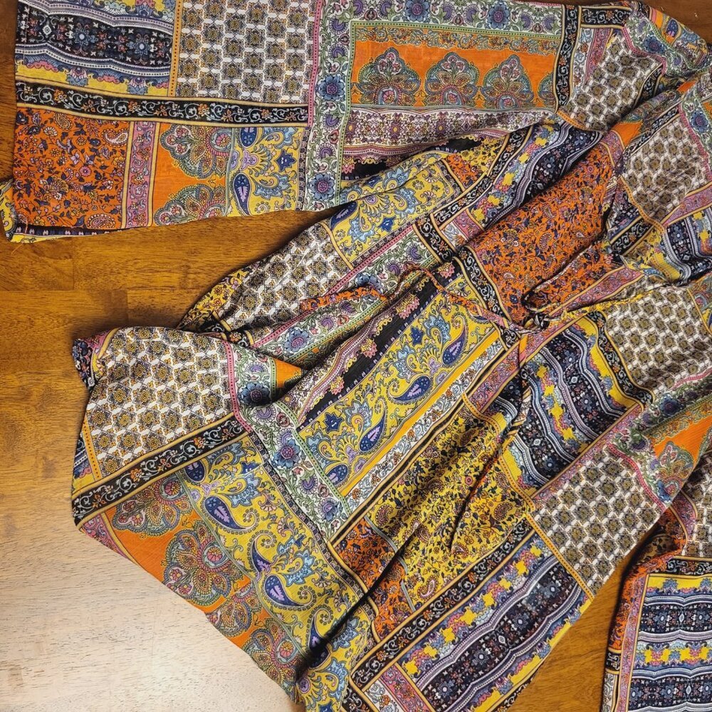 Liz Clairborne ~ Sz 2x ~ Sheer Paisley Blouse ~ Excellent Condition - Picture 3 of 4